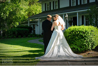 Shawnee & Vinnie, The Edgewater Inn