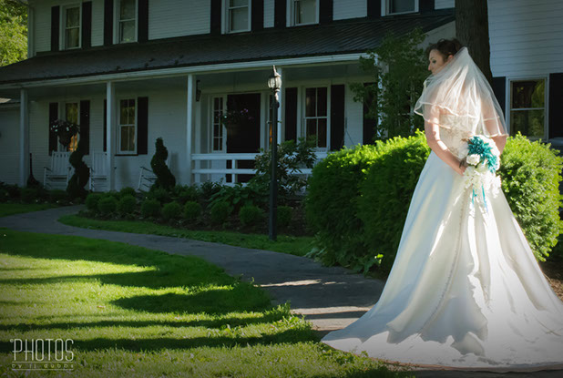 Shawnee & Vinnie, The Edgewater Inn